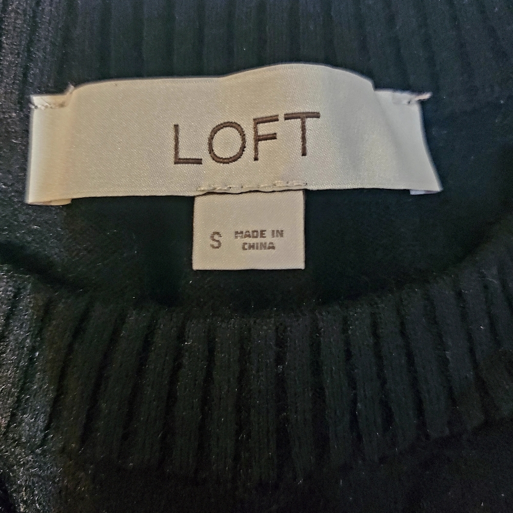 Sweater - Picture 3 of 3